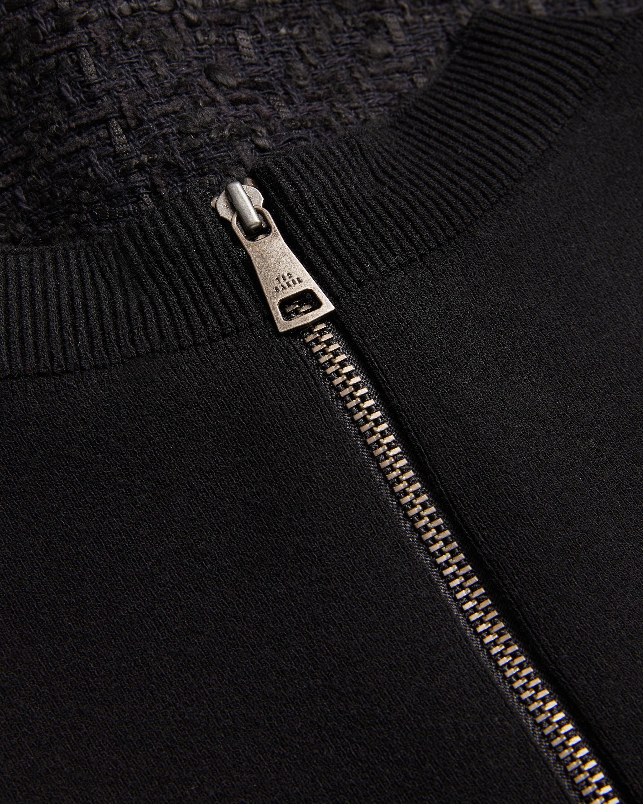 KOMAM | BLACK - Image 5